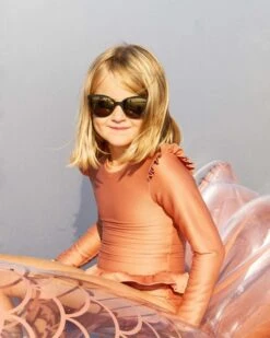 Ki ET La Lunettes De Soleil Sun Buzz Black -Bébé Idées Cadeaux Soldes Boutique ki et la lunettes de soleil sun buzz black 5