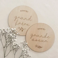 Le Petit Tableau Noir Pastille De Bois - Bientôt Grand(e) Frère/soeur