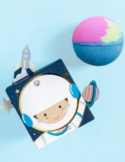 Musee Bombe De Bain Astronaute -Bébé Idées Cadeaux Soldes Boutique musee bombe de bain astronaute 1