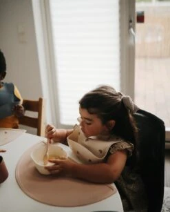 Mushie Napperon En Silicone Blush -Bébé Idées Cadeaux Soldes Boutique mushie napperon en silicone blush 2