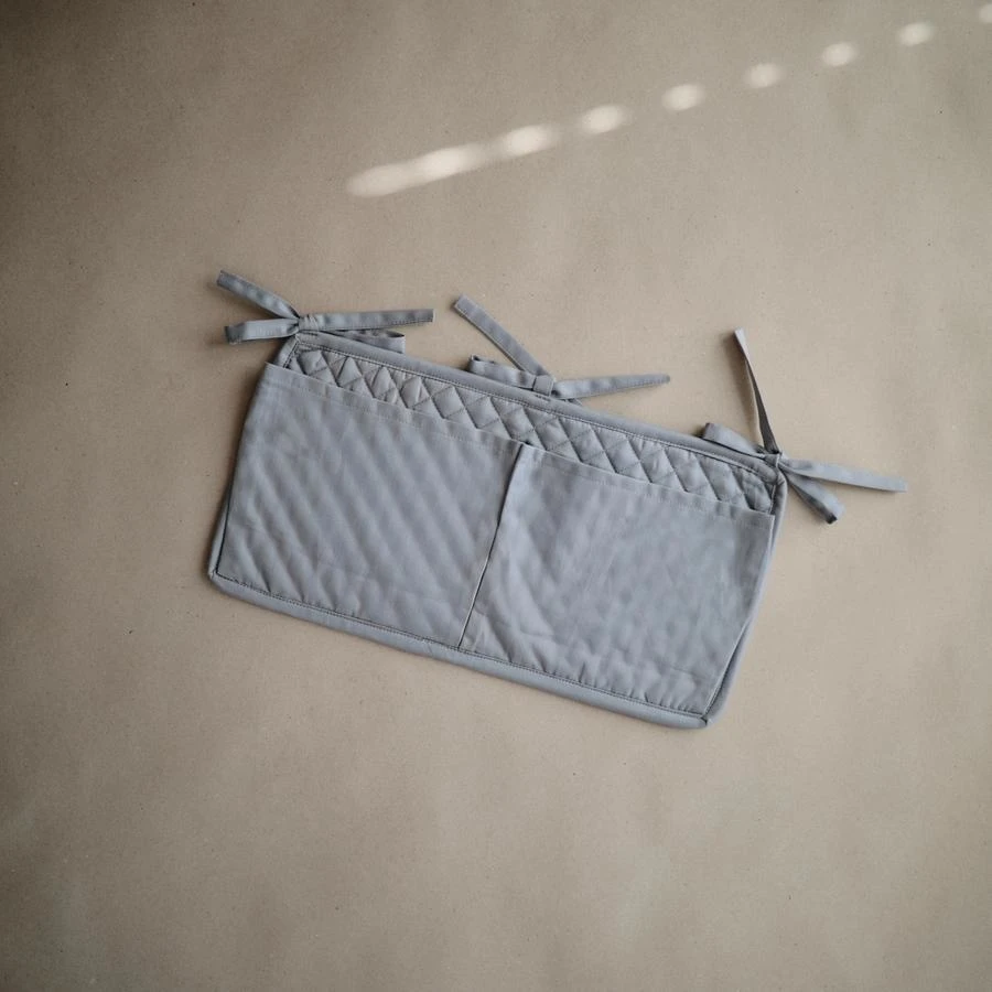 Mushie Pochette De Rangement Pour Bassinette Tradewinds 5 Mushie Pochette De Rangement Pour Bassinette Tradewinds – Image 5