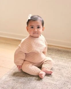 Quincy Mae Ensemble Matelassé Shell -Bébé Idées Cadeaux Soldes Boutique quincy mae ensemble matelasse shell 2