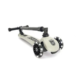 Scoot And Ride Trottinette Highwaykick 3 LED Ash 7 Scoot And Ride Trottinette Highwaykick 3 LED Ash -Bébé Idées Cadeaux Soldes Boutique scoot and ride trottinette highwaykick 3 led ash 3